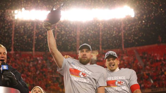 Bedard: Coaches have to get out of their playsheets and other Patriots/NFL thoughts as Kelce Bowl nears taken at BSJ Headquarters (Patriots)